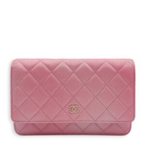 Classic Pink Wallet On Chain in Calfskin, Gold hardware