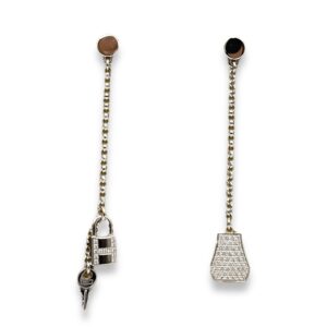 Kelly Clochette Earrings in White Gold Hardware