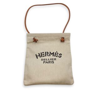 Aline Grooming Gold in Swift