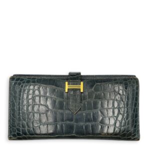 Bearn Bi Fold Colvert Long Wallet in Shiny Alligator, Palladium hardware