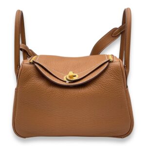 Lindy 26 Gold in Clemence, Gold hardware