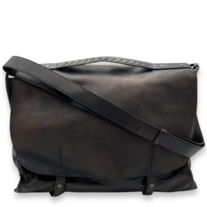 Others dark brown Messenger Bag in Calfskin, Ruthenium hardware