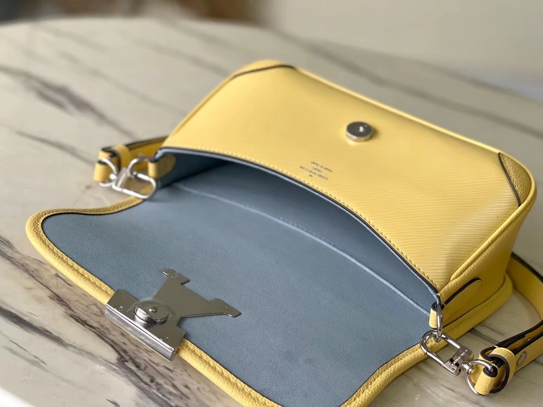 Buci Epi Leather Bag - LB275 - Image 6