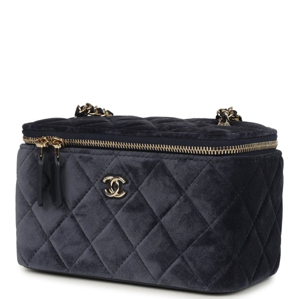 Chanel Small Crystal Pearl Crush Vanity Case Gris Fonce Velvet Light Gold Hardware - Image 6