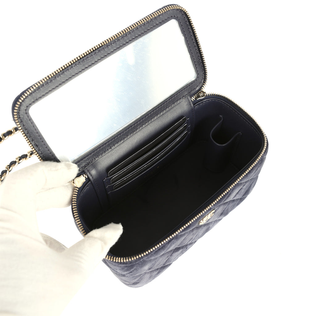 Chanel Small Crystal Pearl Crush Vanity Case Gris Fonce Velvet Light Gold Hardware - Image 12