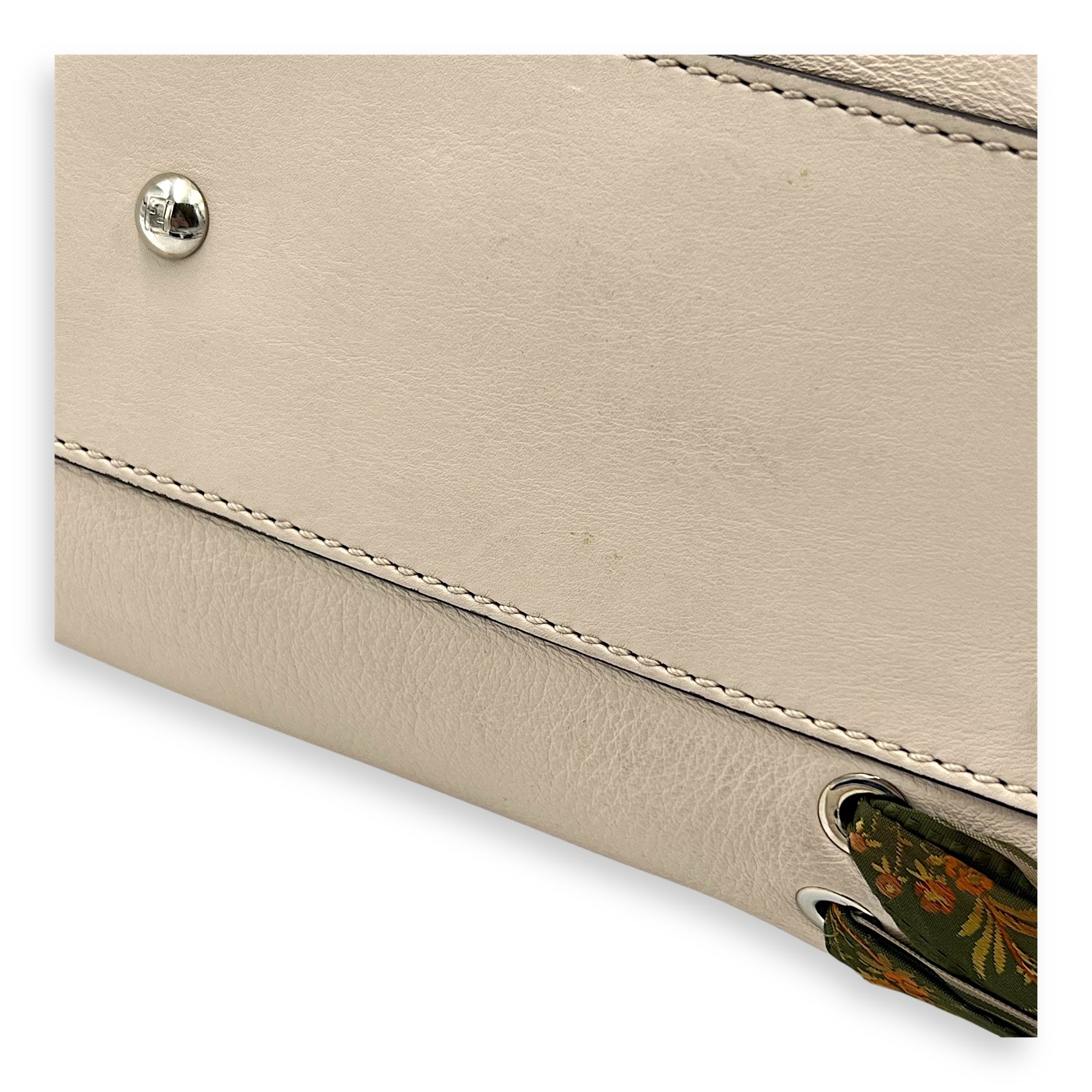 Peekaboo Medium Beige Top Handle Bag in Nappa Leather, Silver hardware - Image 8