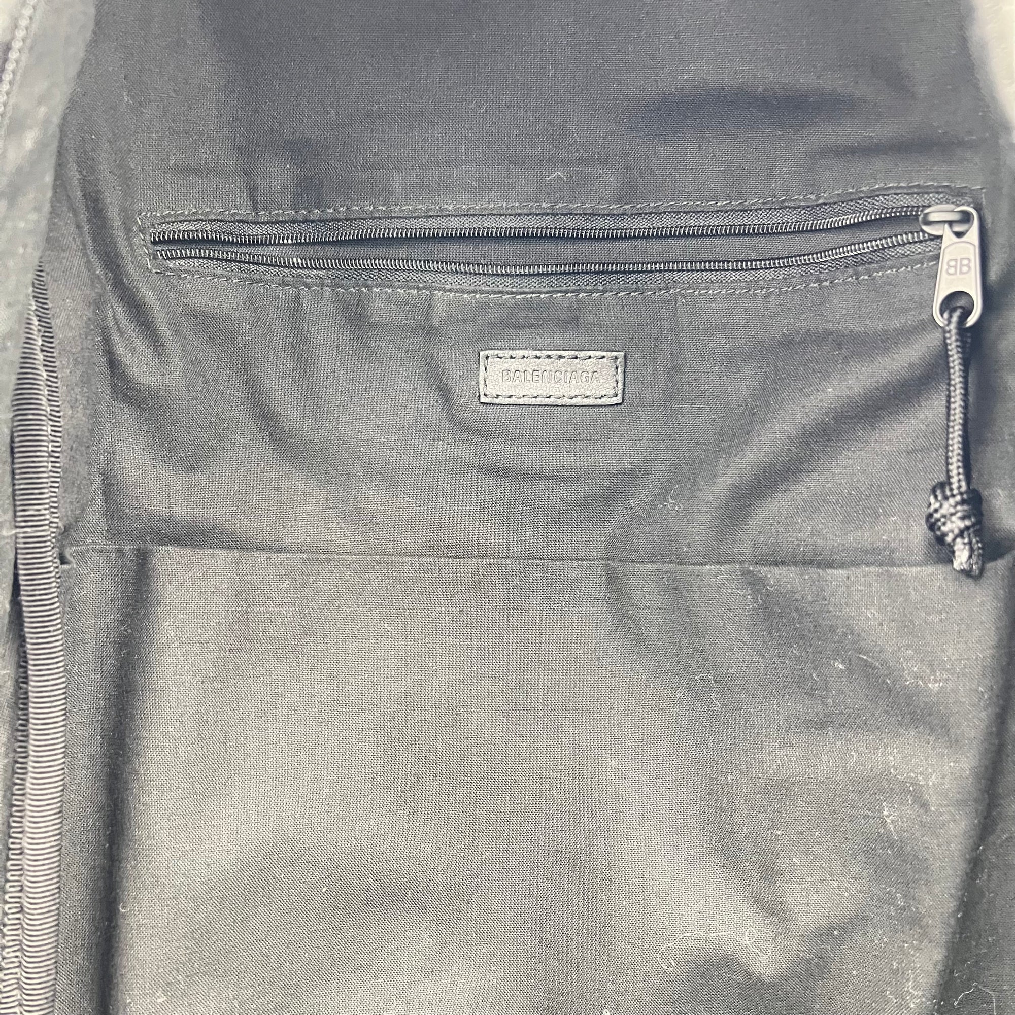 Logo Black Backpack in Distressed Leather, Silver hardware - Image 14