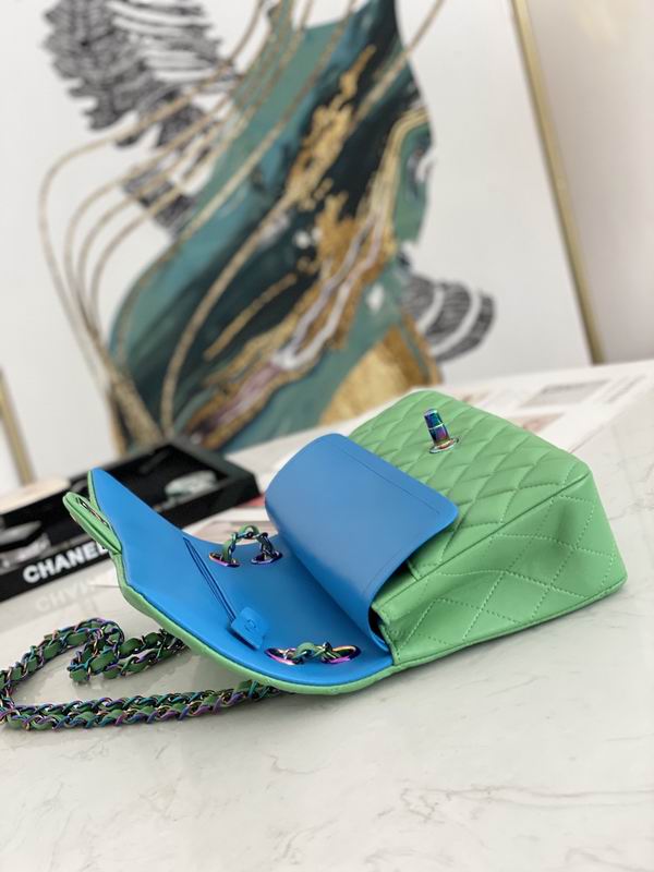 Chanel Medium Green Quilted Lambskin - Image 9