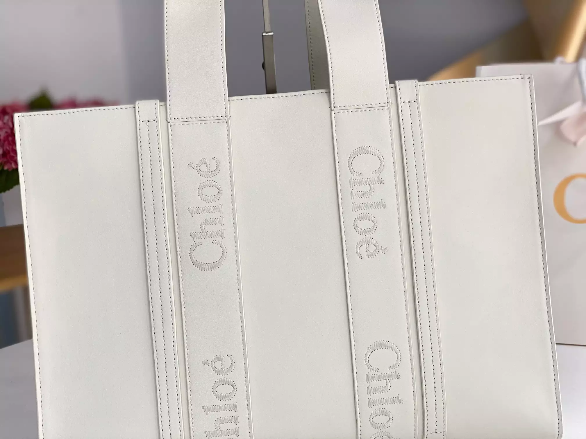 Chloé Large Woody Tote Bag White - Repbags.ru - Image 7