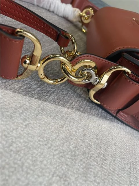 Chloé Small Tess Bag - MB024 - Image 5