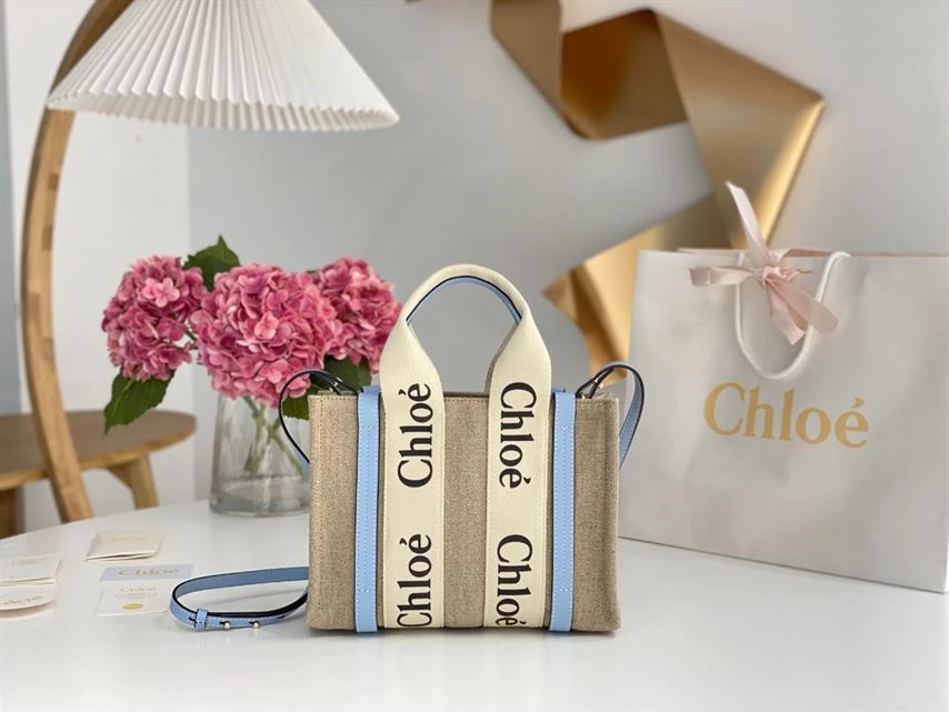 Chloé Small Woody Tote Bag Linen canvas Calfskin With Chloé Logo - MB020 - Image 3