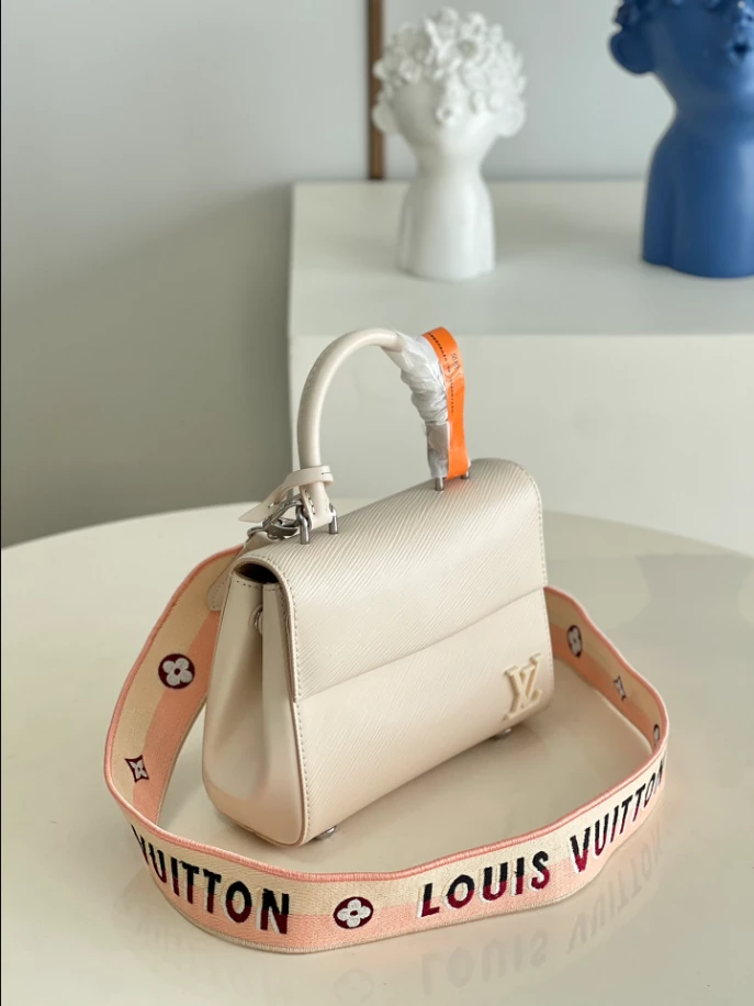 Cluny Mini Epi Leather Bag - LB284 - Image 4