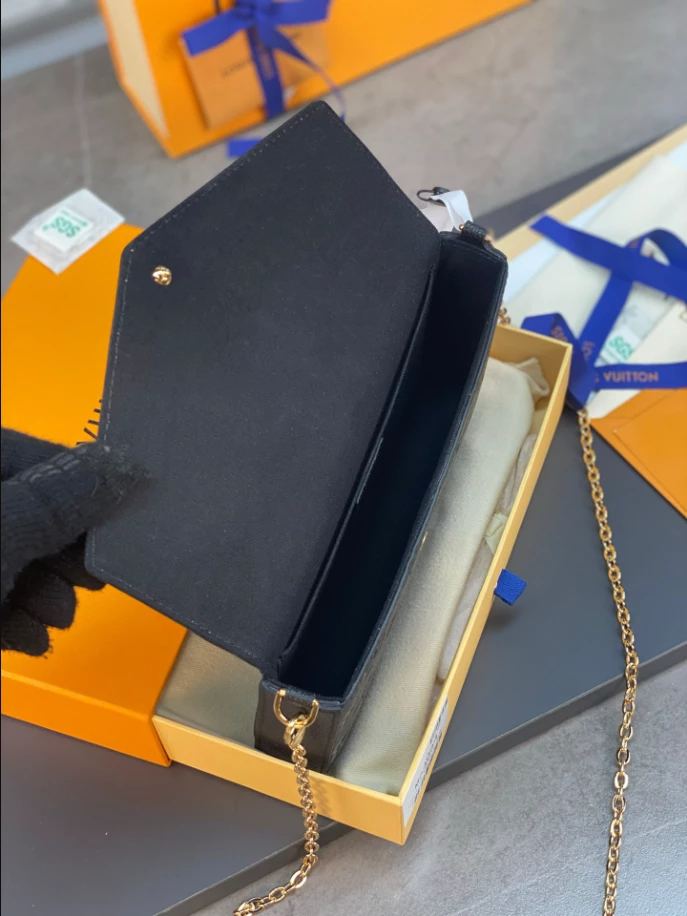 Pochette Félicie Monogram Empreinte Leather - LB247 - Image 5