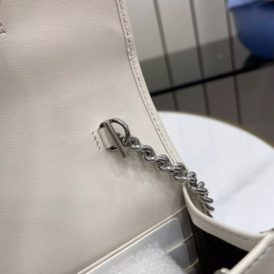 GG Marmont Chain Wallet in Light Grey Leather - Repbags.ru - Image 11