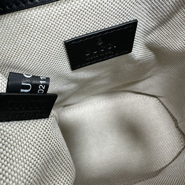 GG Matelassé bucket bag Black GG leather - Image 6