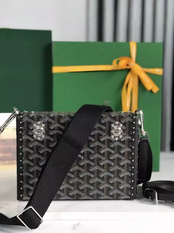Goyard Cassette Trunk Bag - Repbags.ru - Image 9