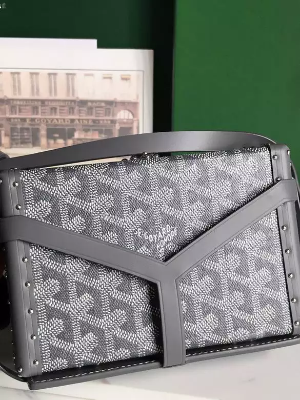 Goyard Minaudière Trunk Bag - Repbags.ru - Image 4