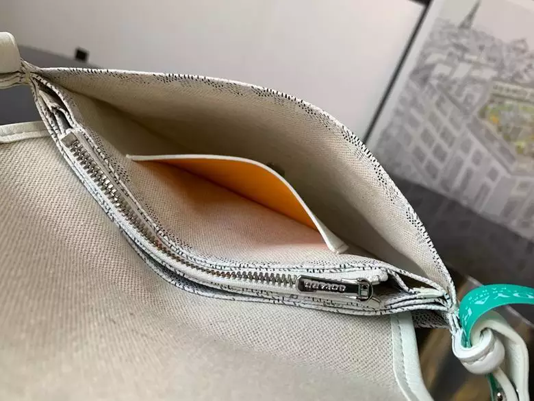 Goyard Plumet Pocket Wallet - Repbags.ru - Image 9