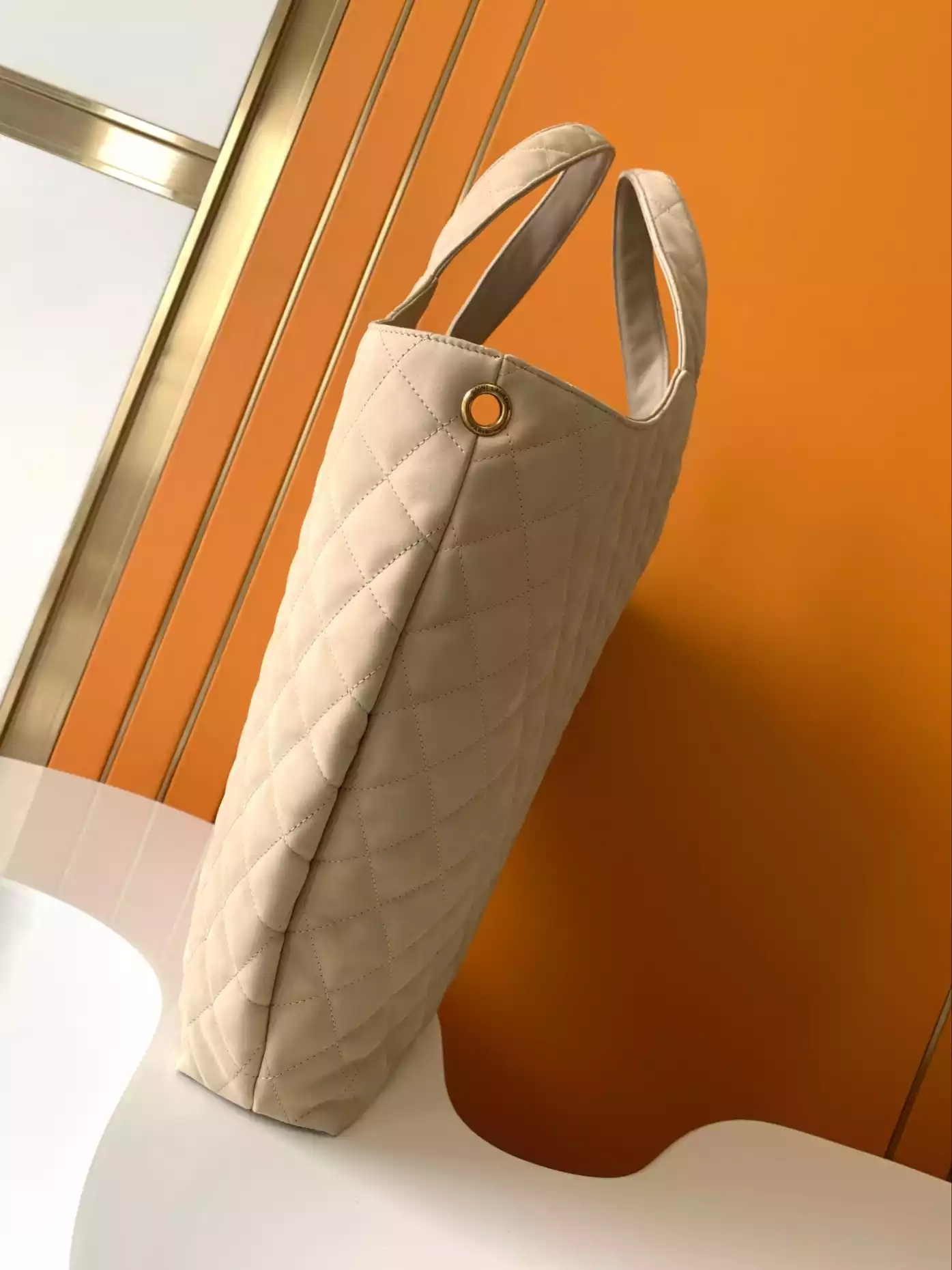 Icare Maxi Shopping Bag in Quilted Nubuck Suede - Image 9