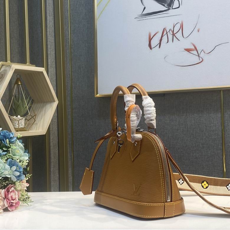 Louis Vuitton Alma BB Honey Gold Epi grained - Image 5