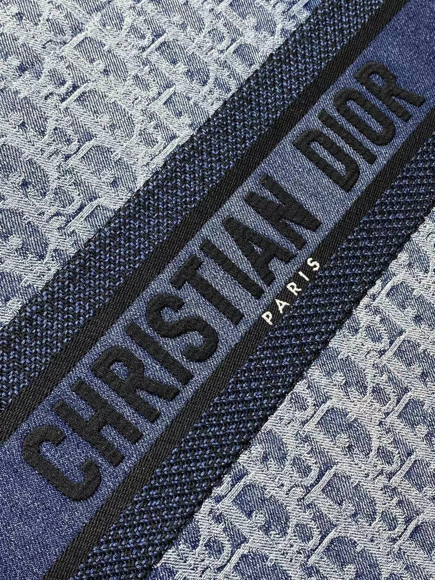 Medium Dior Book Tote Blue Denim Dior Oblique - Repbags.ru - Image 4