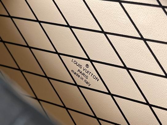 Petite Malle Black Brilliant Alligator leather - Image 9