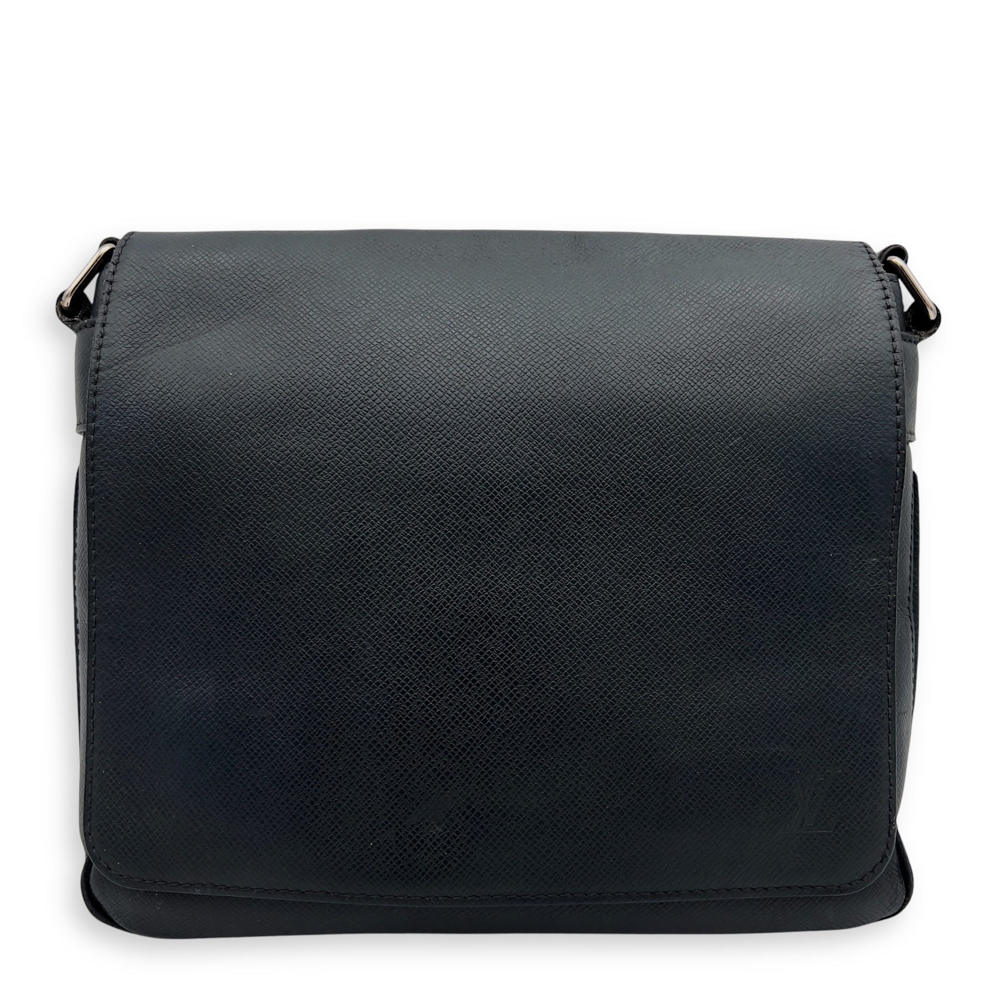 Taiga Messenger Black in Calfskin, Silver hardware
