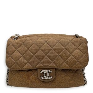 CC Shoulder Bag Brown in Calfskin, Silver hardware