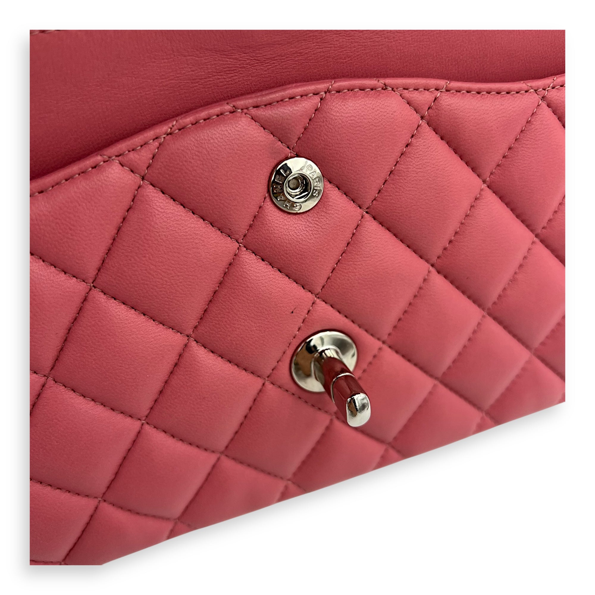 Classic Medium Pink Shoulder Bag in Lambskin, Silver hardware - Image 15
