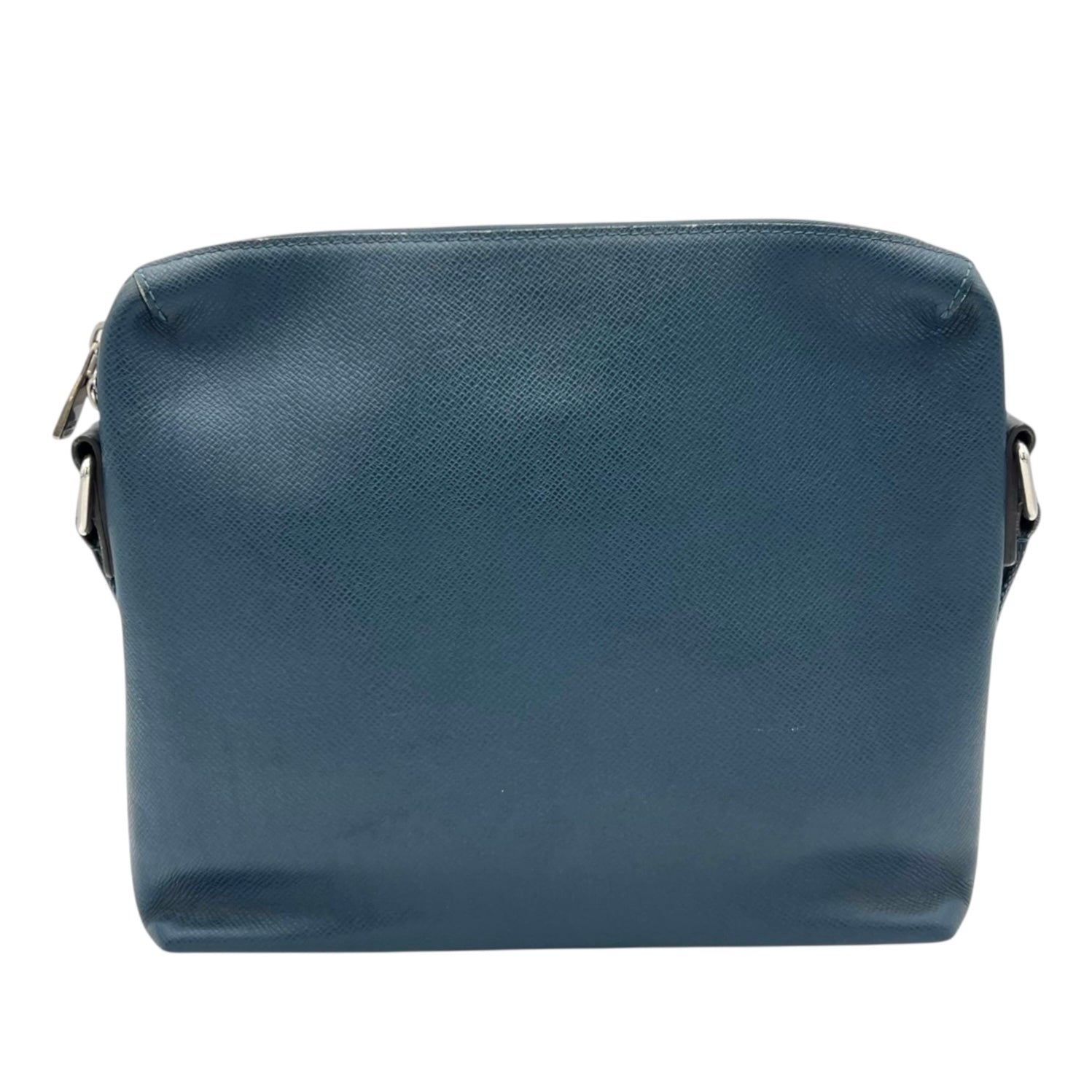 Grigori Messenger PM Blue in Taiga Leather, Silver hardware - Image 3