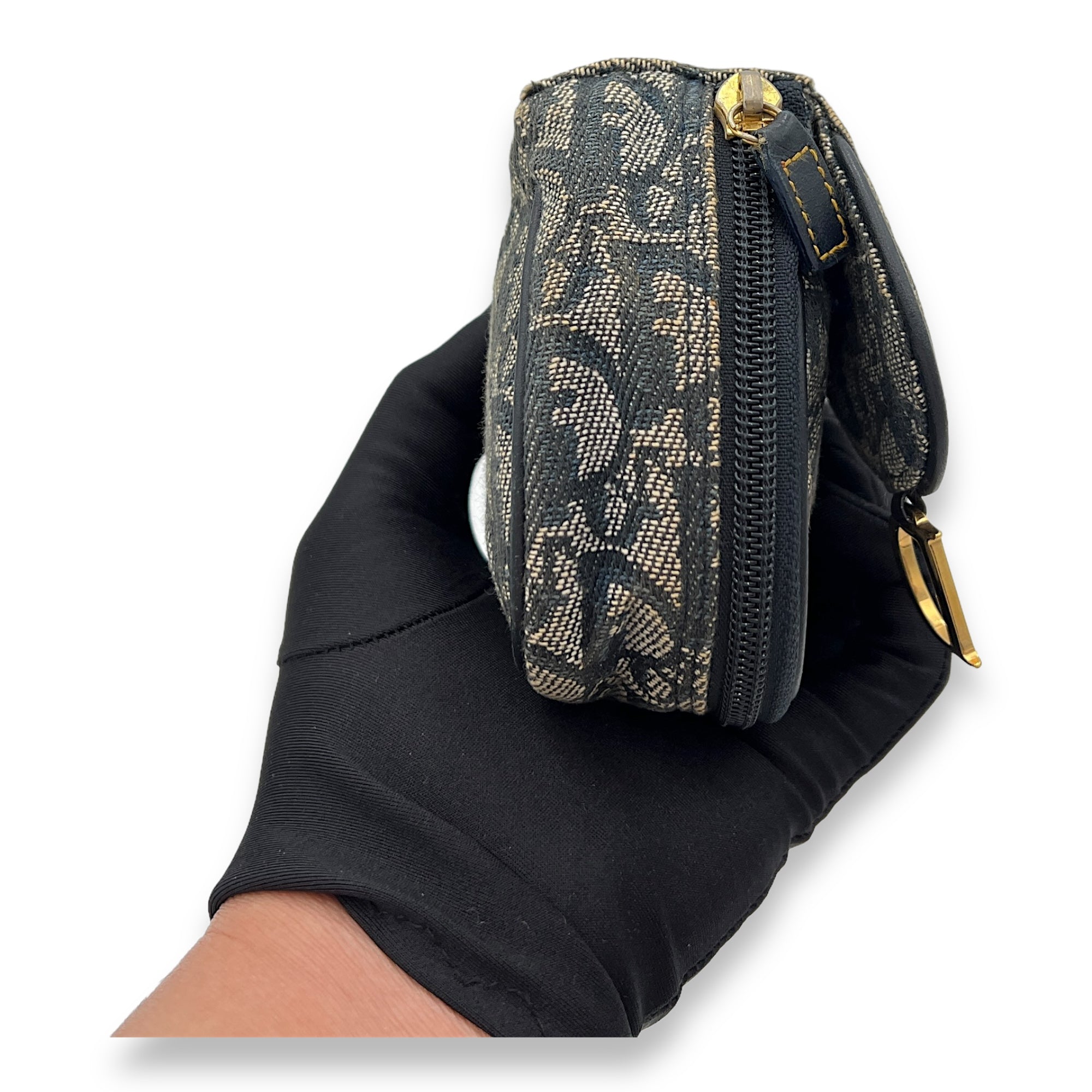 Saddle Pouch Blue in Jacquard, Gold hardware - Image 5