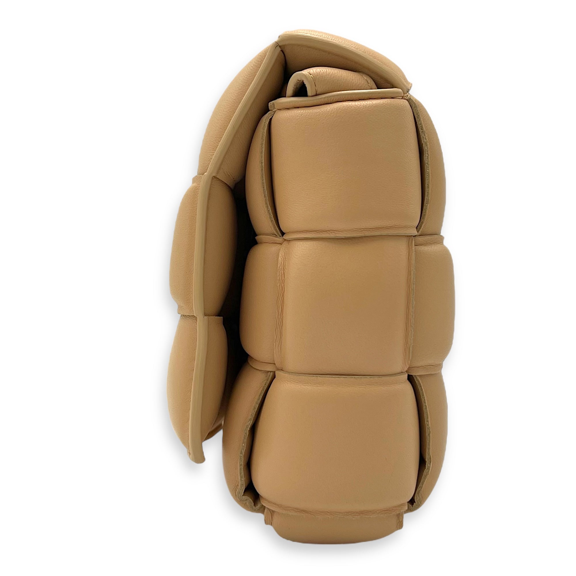 Cassette Shoulder Bag Beige in Lambskin, Gold hardware - Image 5