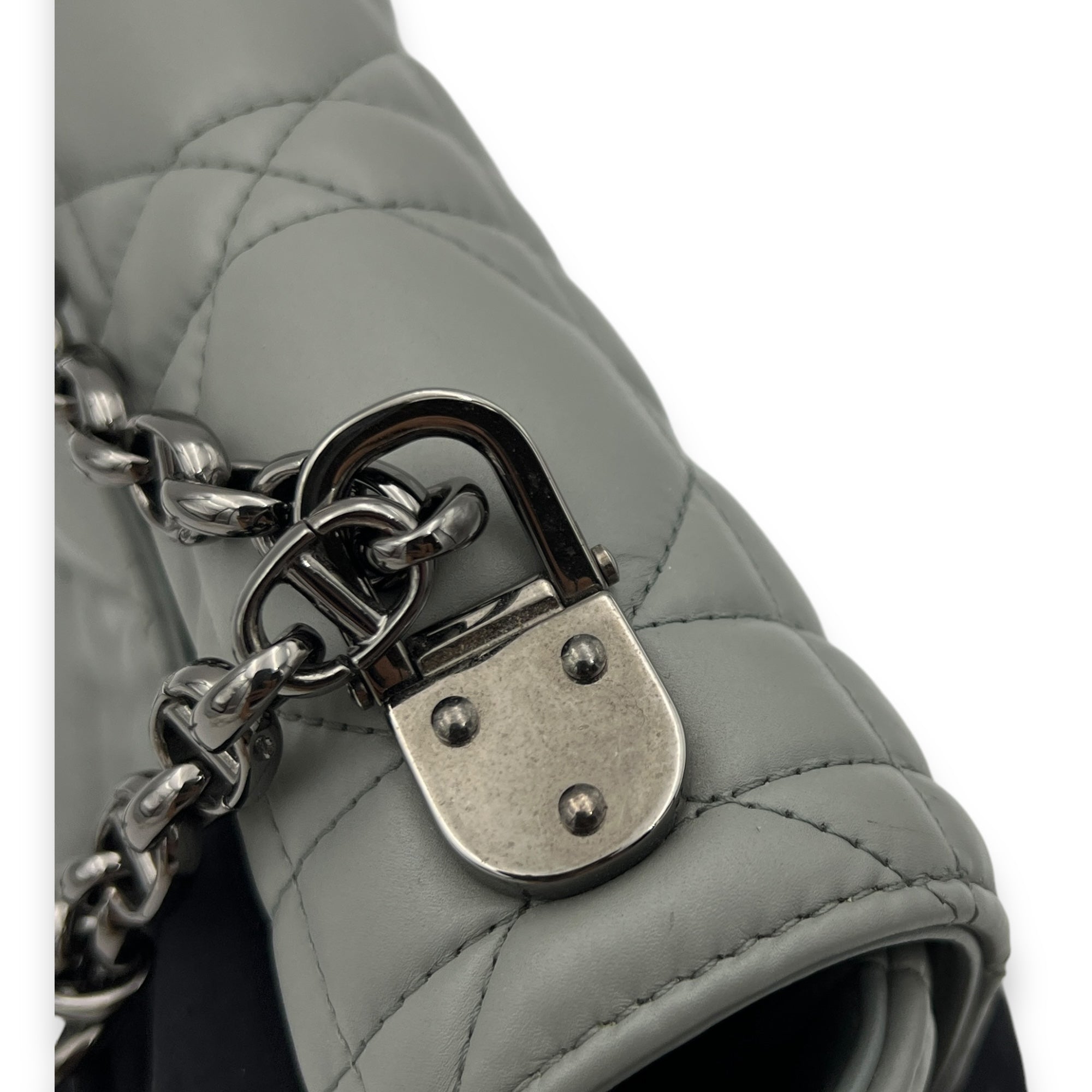 Caro Medium Grey Shoulder Bag in Lambskin, Silver hardware - Image 8