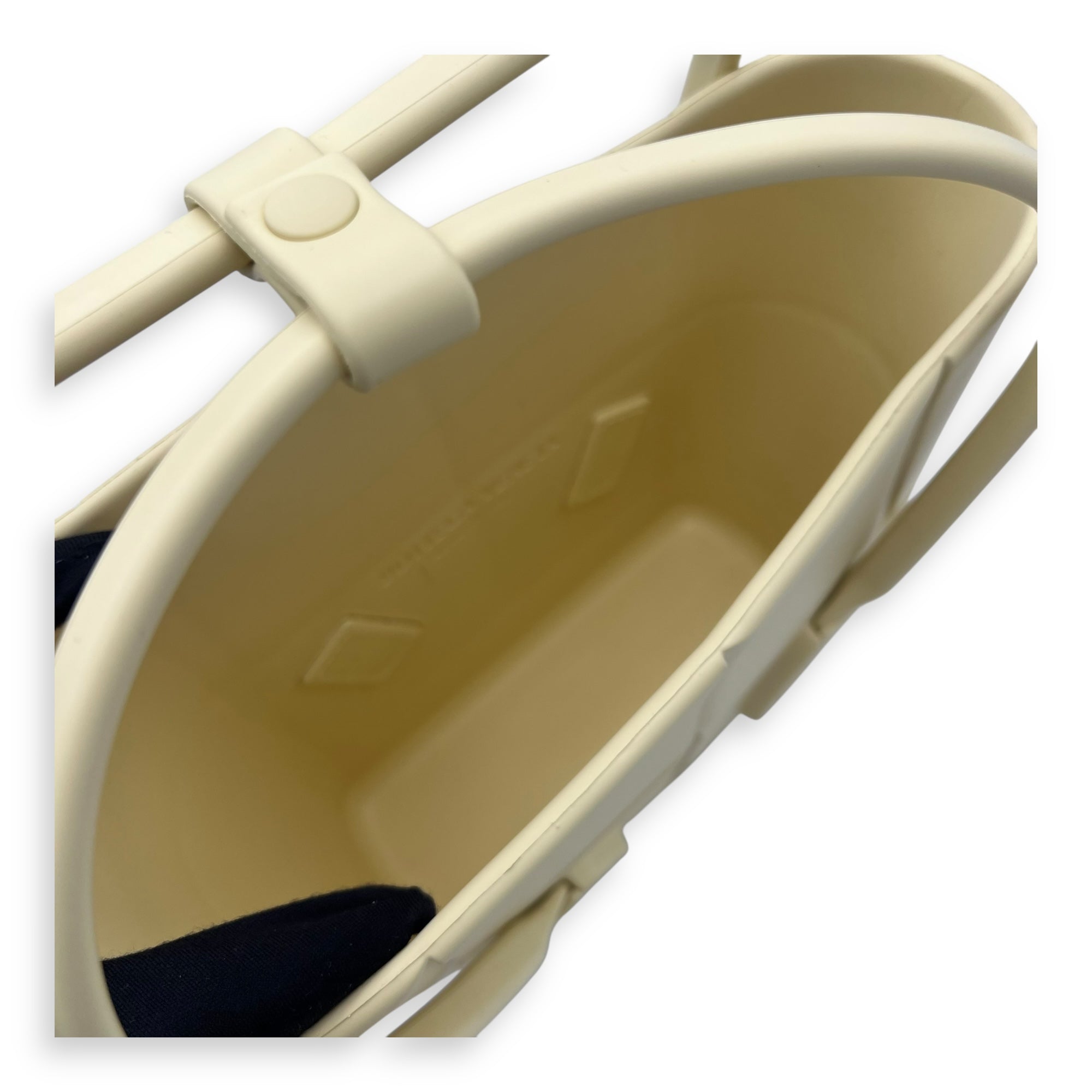 Arco Top Handle Bag Yellow in Rubber - Image 9