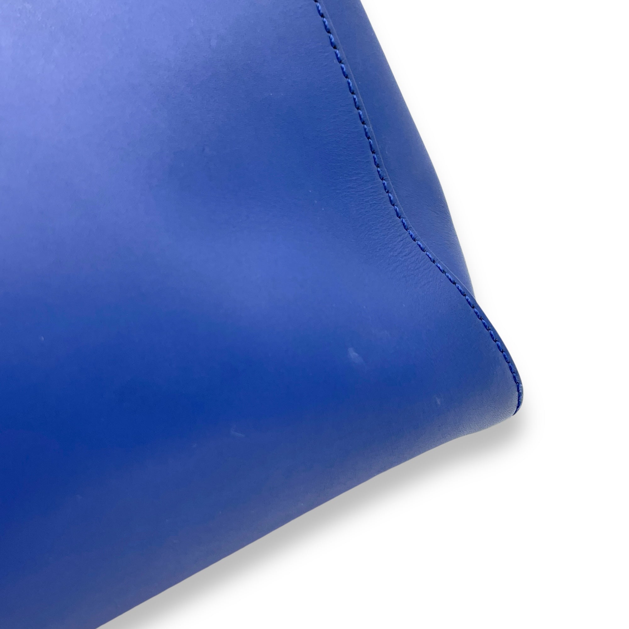 Peekaboo Medium Blue Top Handle Bag in Calfskin, Gold hardware - Image 11