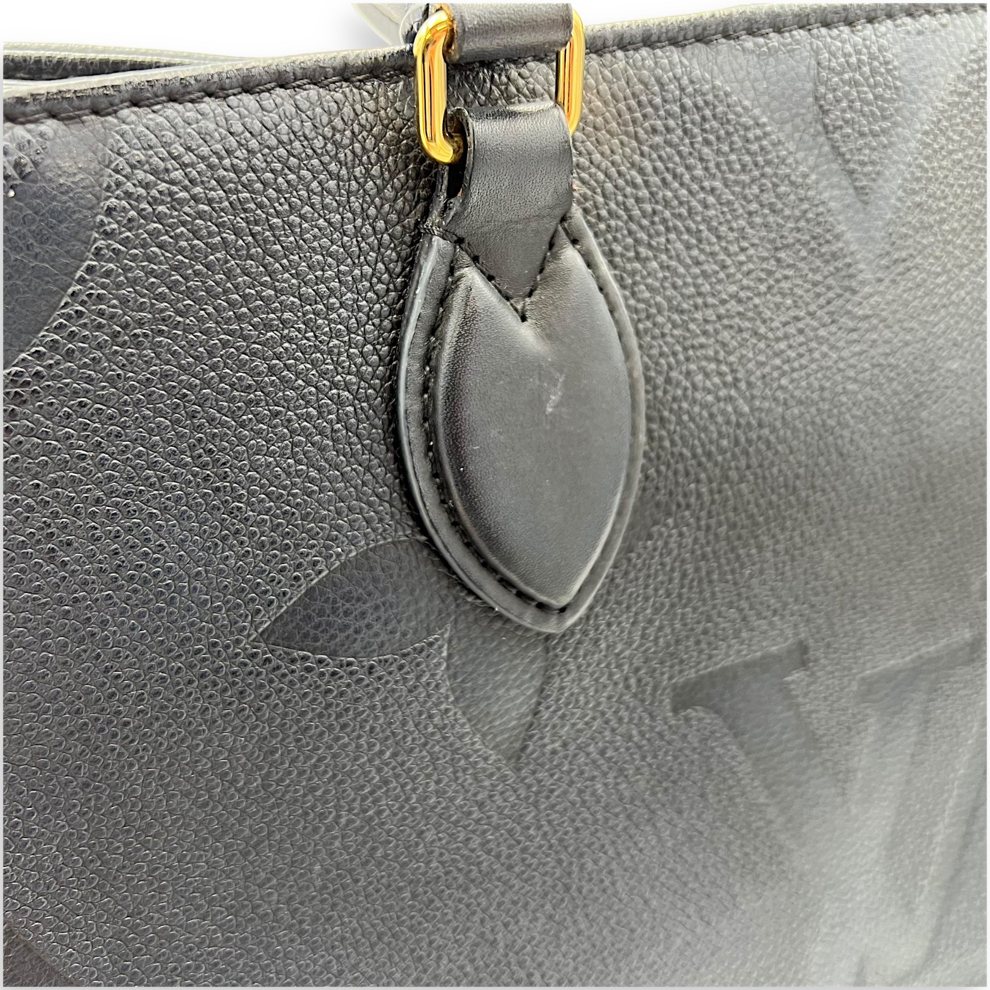 OnTheGo MM Black Top Handle Bag in Empreinte Leather, Gold hardware - Image 13