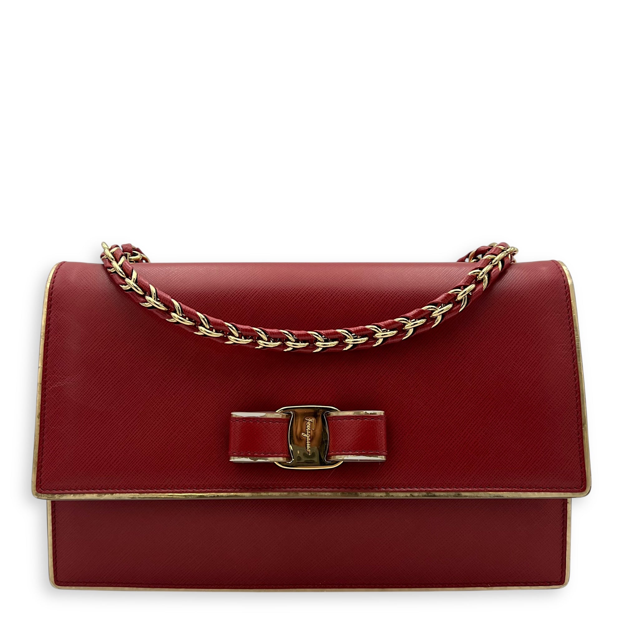Vara Bow Red Shoulder Bag in Calfskin, Gold hardware