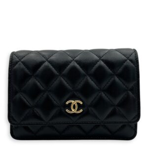 CC Curb Thick Chain Wallet On Chain Black in Lambskin, Gold hardware