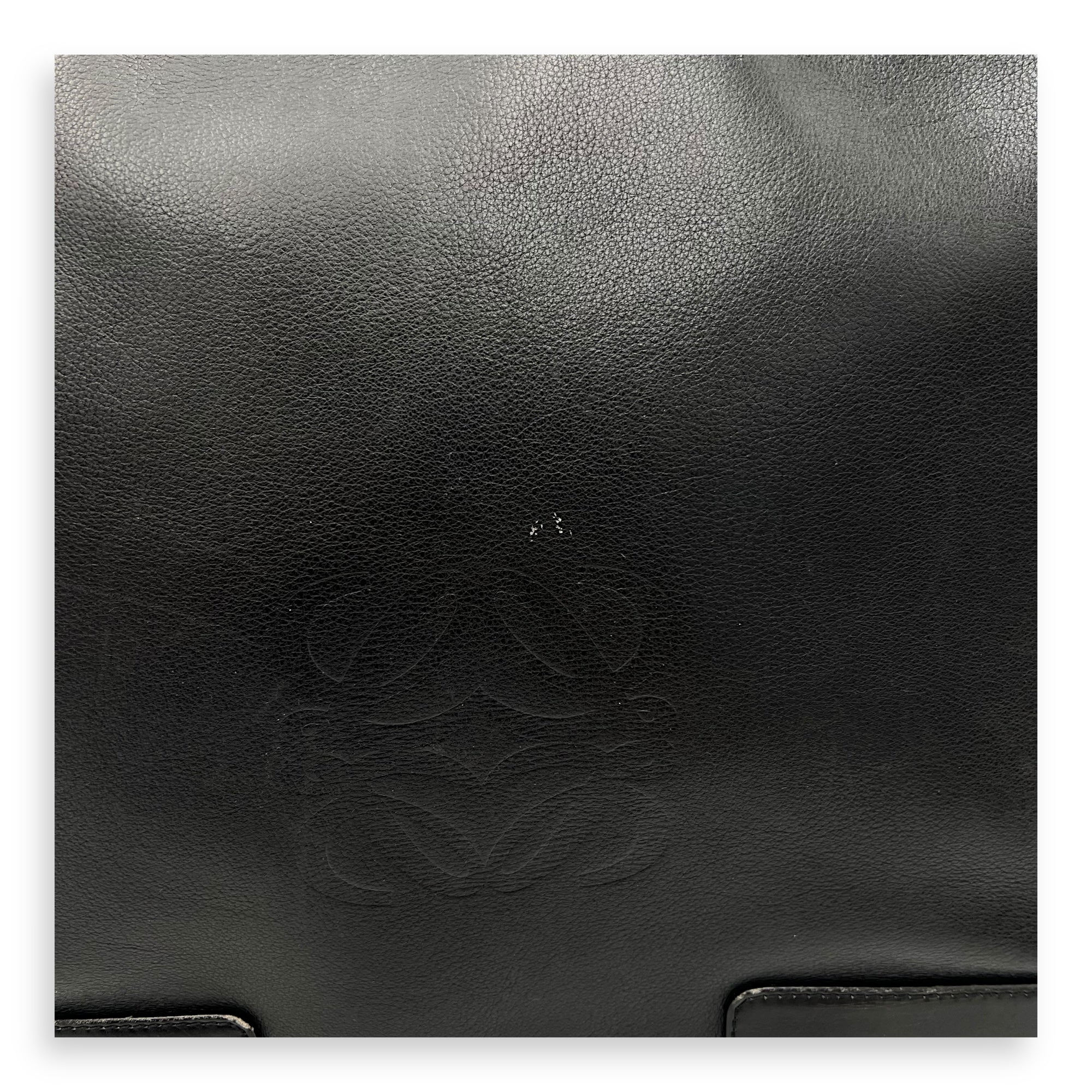 Vintage Crossbody Bag Black in Calfskin, Silver hardware - Image 8