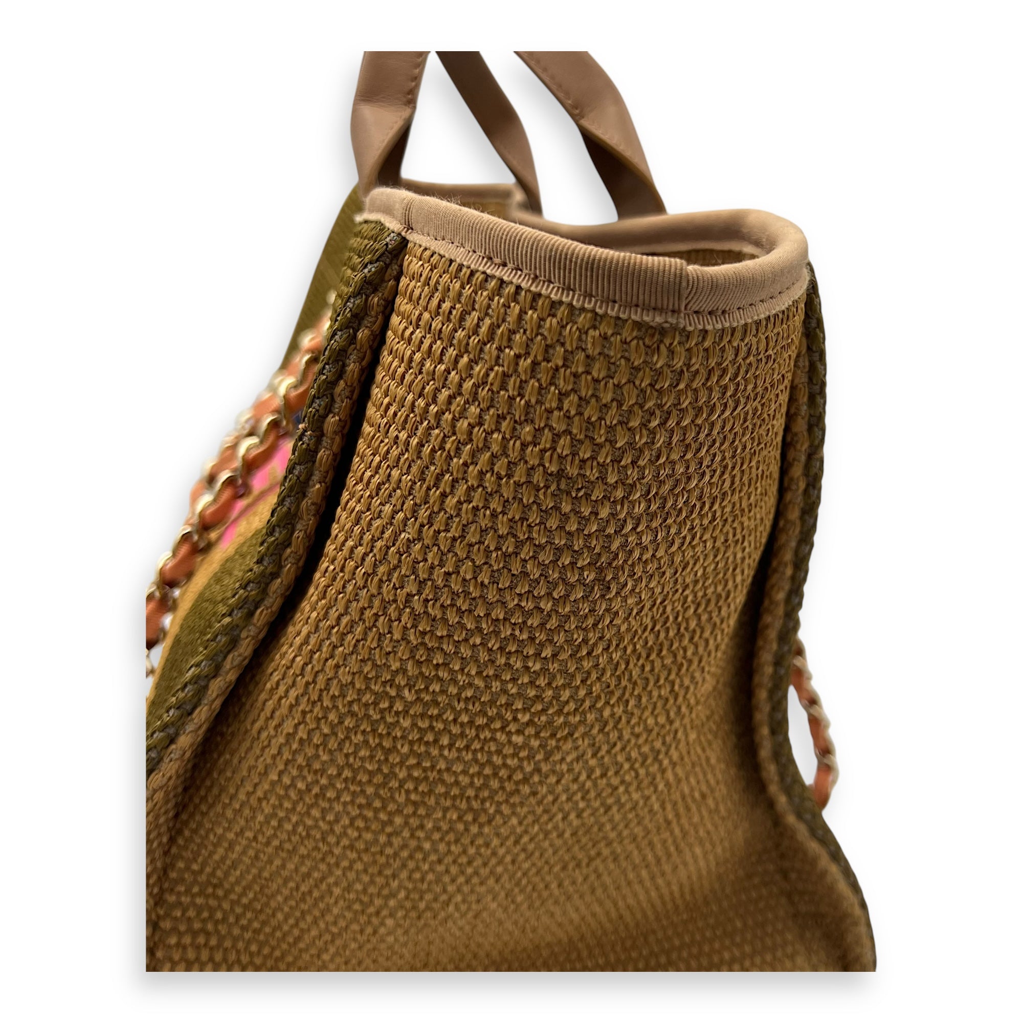 Deauville Medium Brown Tote Bag in Raffia, Gold hardware - Image 9