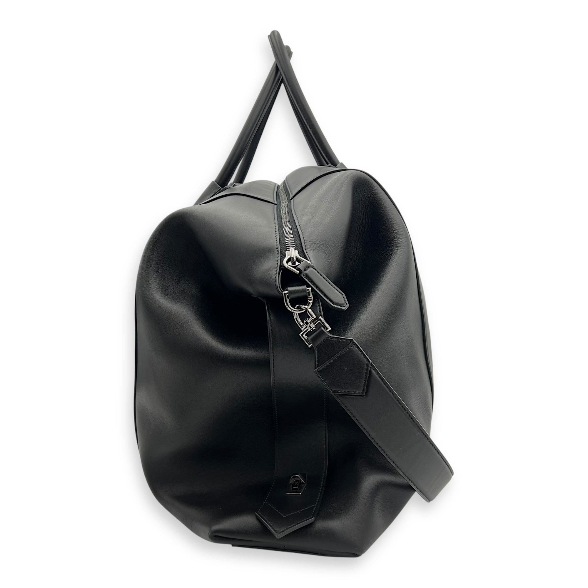 Antigona Maxi Black Duffle Bag in Calfskin, Silver hardware - Image 5