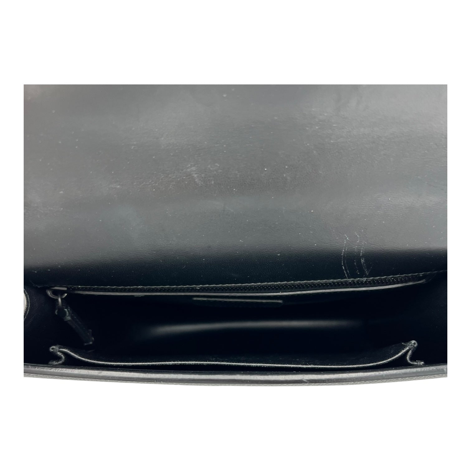 30 Montaigne Shoulder Bag Black in Calfskin, Lacquered Metal hardware - Image 7