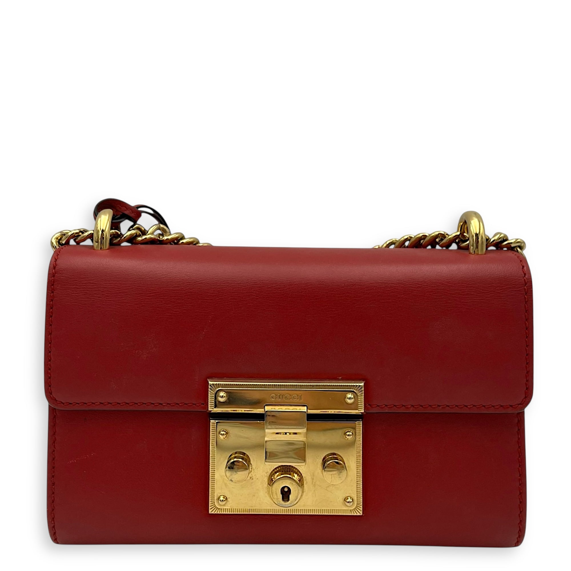 Padlock Shoulder Bag Red in Calfskin, Gold hardware