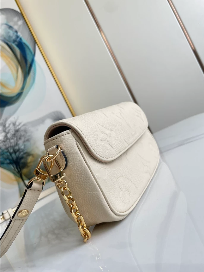 Wallet On Chain Ivy Monogram Empreinte Leather - LB240 - Image 9