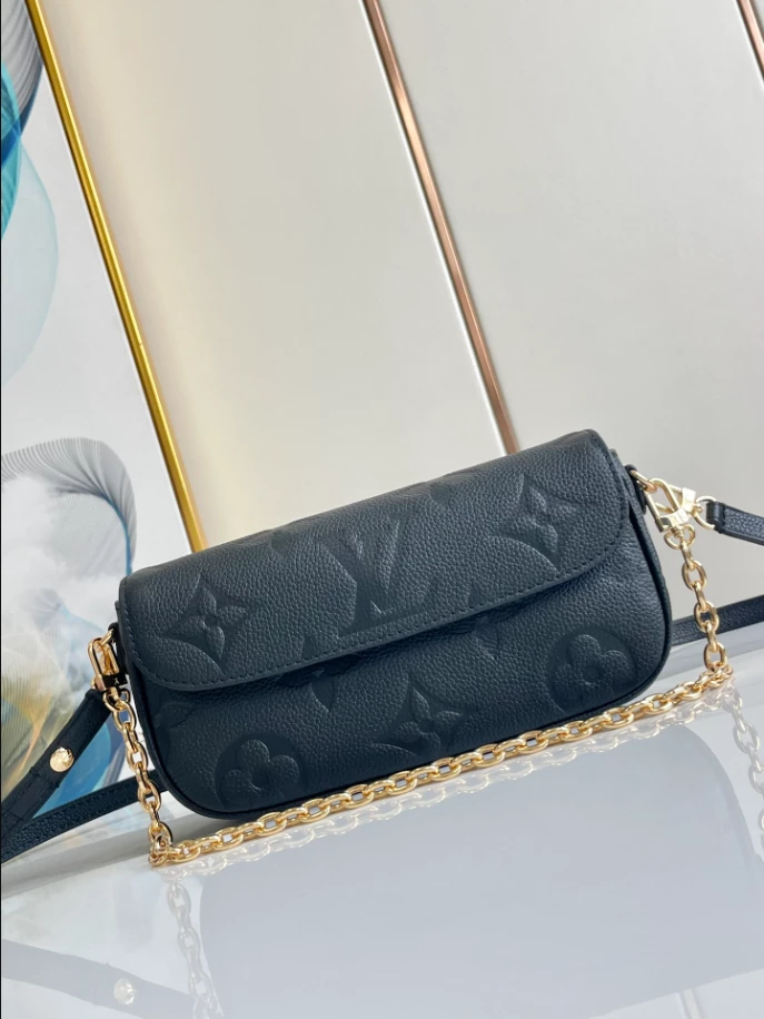 Wallet On Chain Ivy Monogram Empreinte Leather - LB241 - Image 3