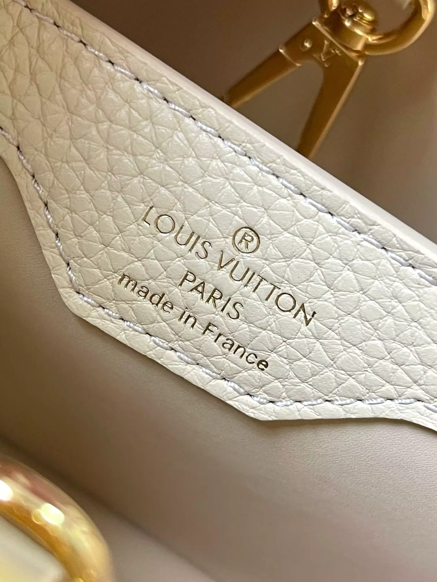 LV Capucines BB Capushell in Light Pink - Repbags.is - Image 11