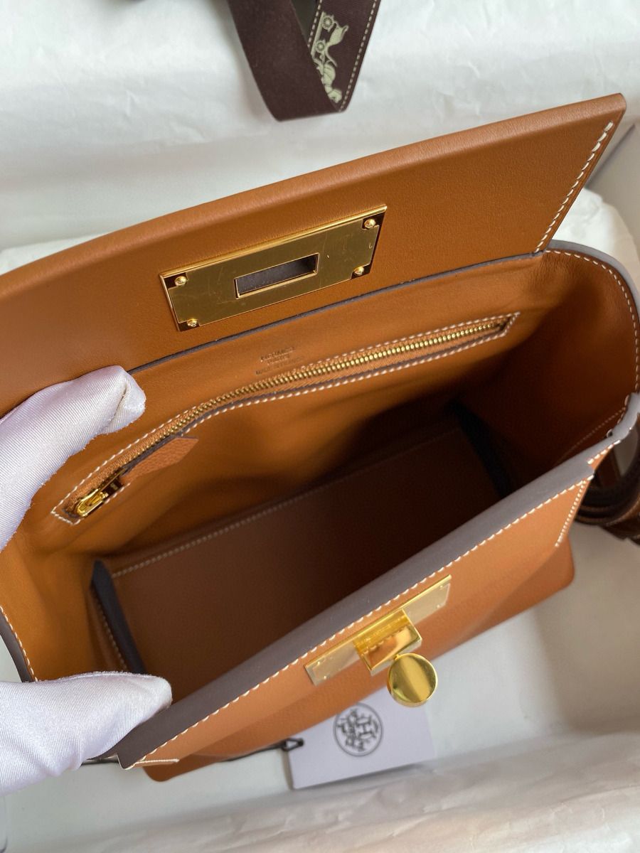 Hermes 24/24 Mini 21 Handmade Bag in Gold Evercolor Leather - Image 10