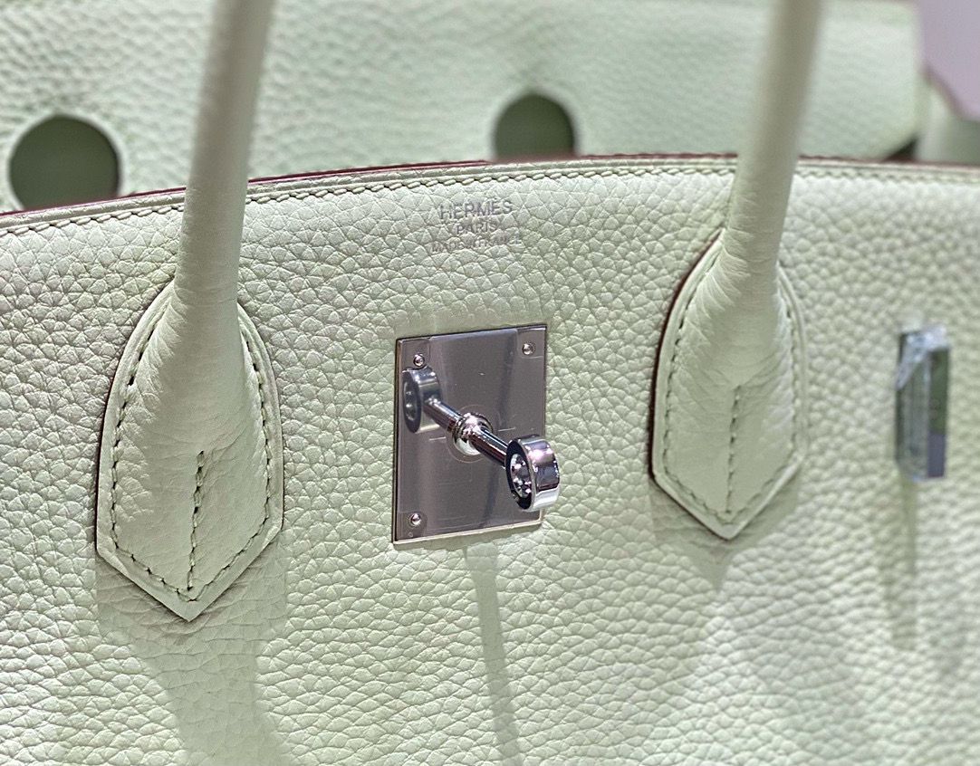 Hermes Birkin 30cm Bag In Vert Fizz Clemence Leather PHW - Image 6