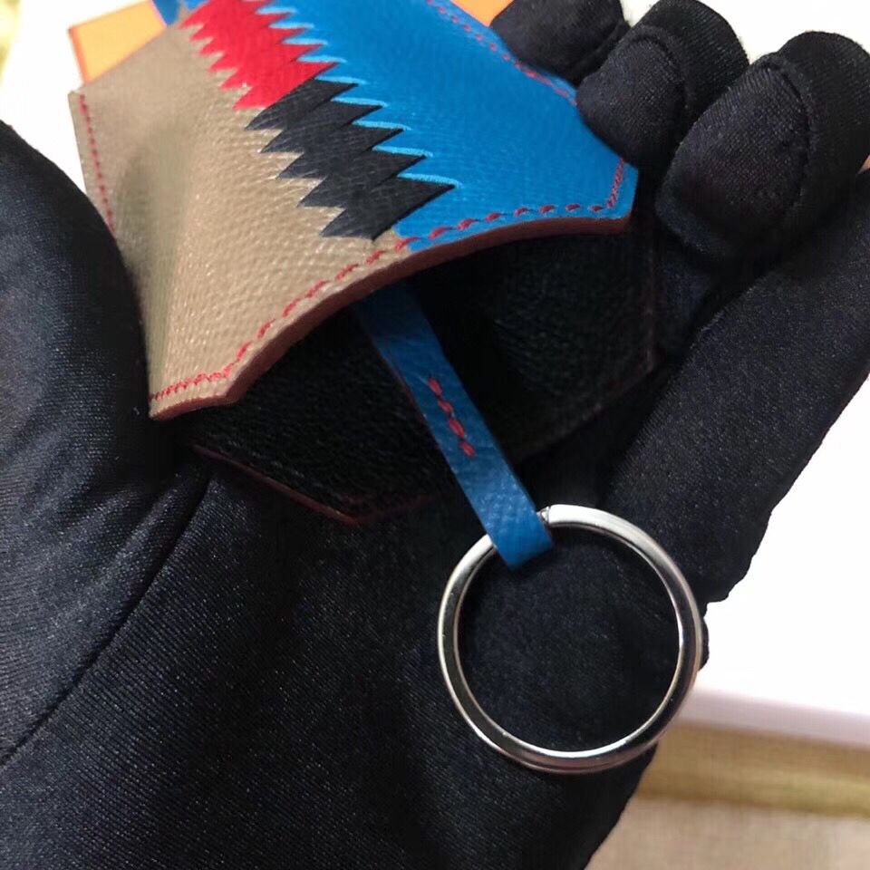 Hermes Clochette Cles Grand Tressage Charm In Taupe/Blue - Image 4