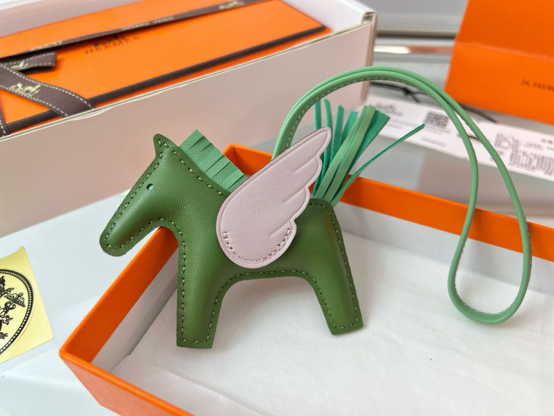 Hermes Rodeo Pegase PM Bag Charm in Vert/Vert Criquet/Mauve Pale Lambskin - Image 4